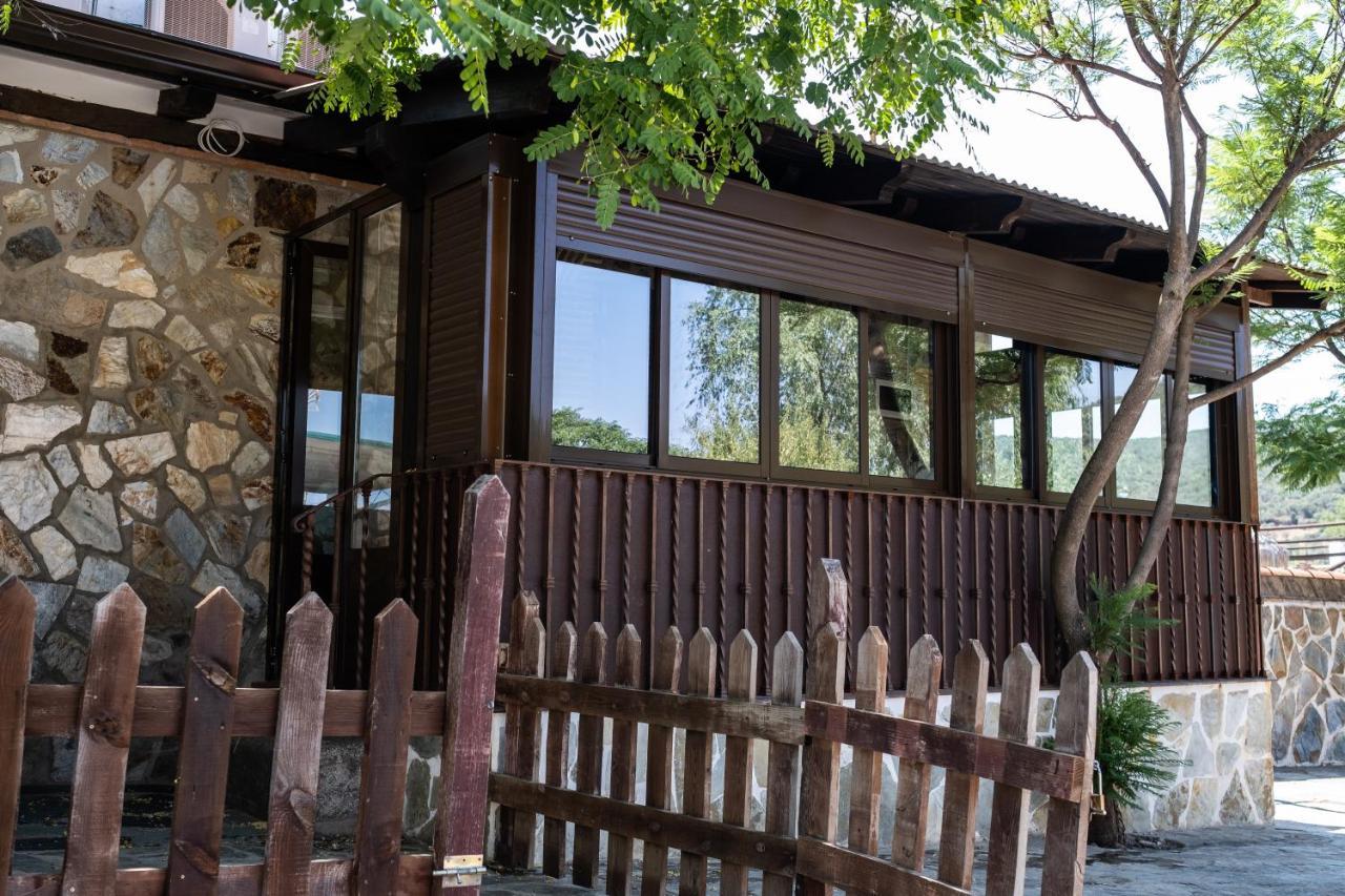 Hotel Rural Finca La Herencia Гуадальканаль Экстерьер фото