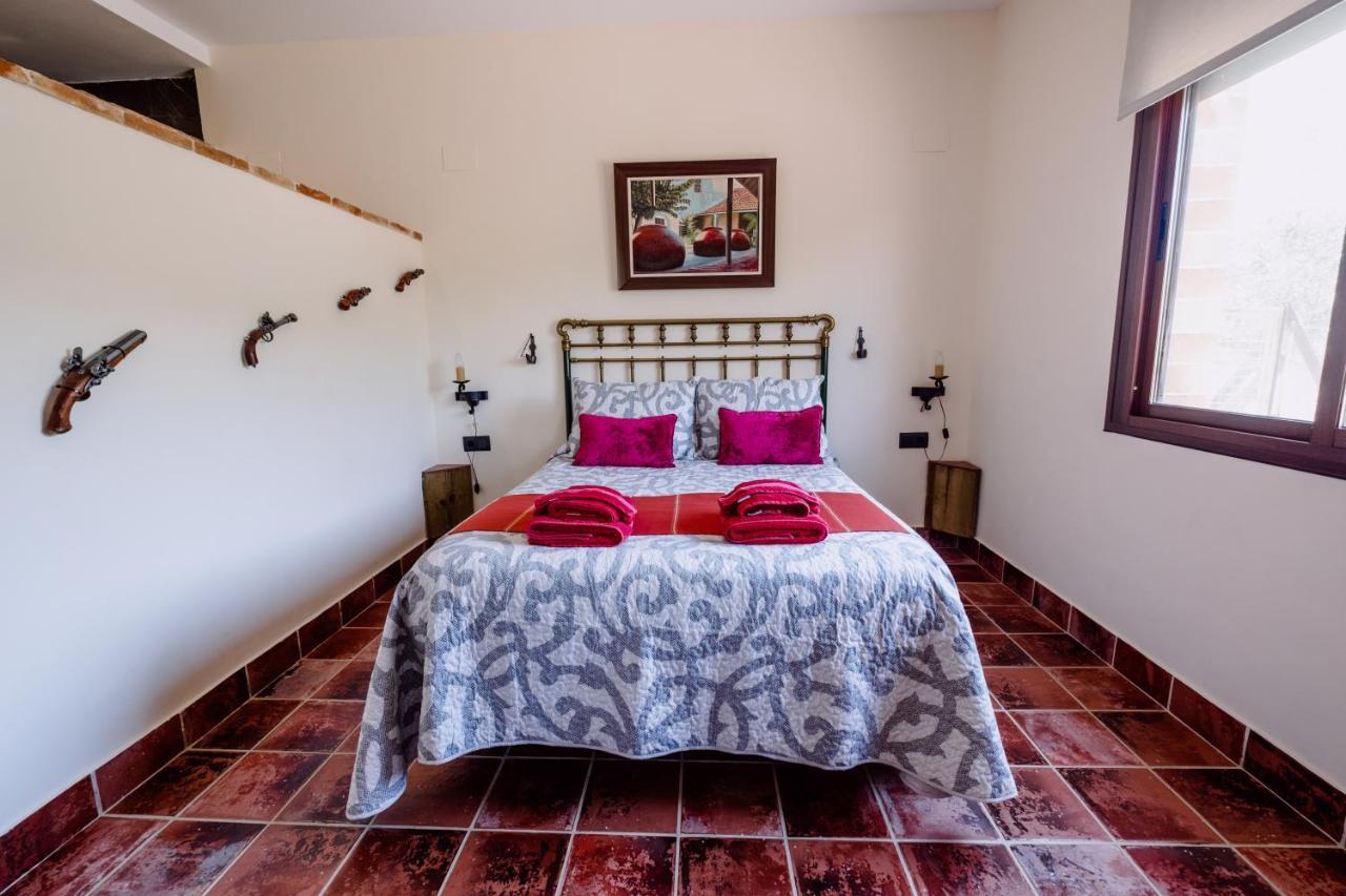Hotel Rural Finca La Herencia Гуадальканаль Экстерьер фото