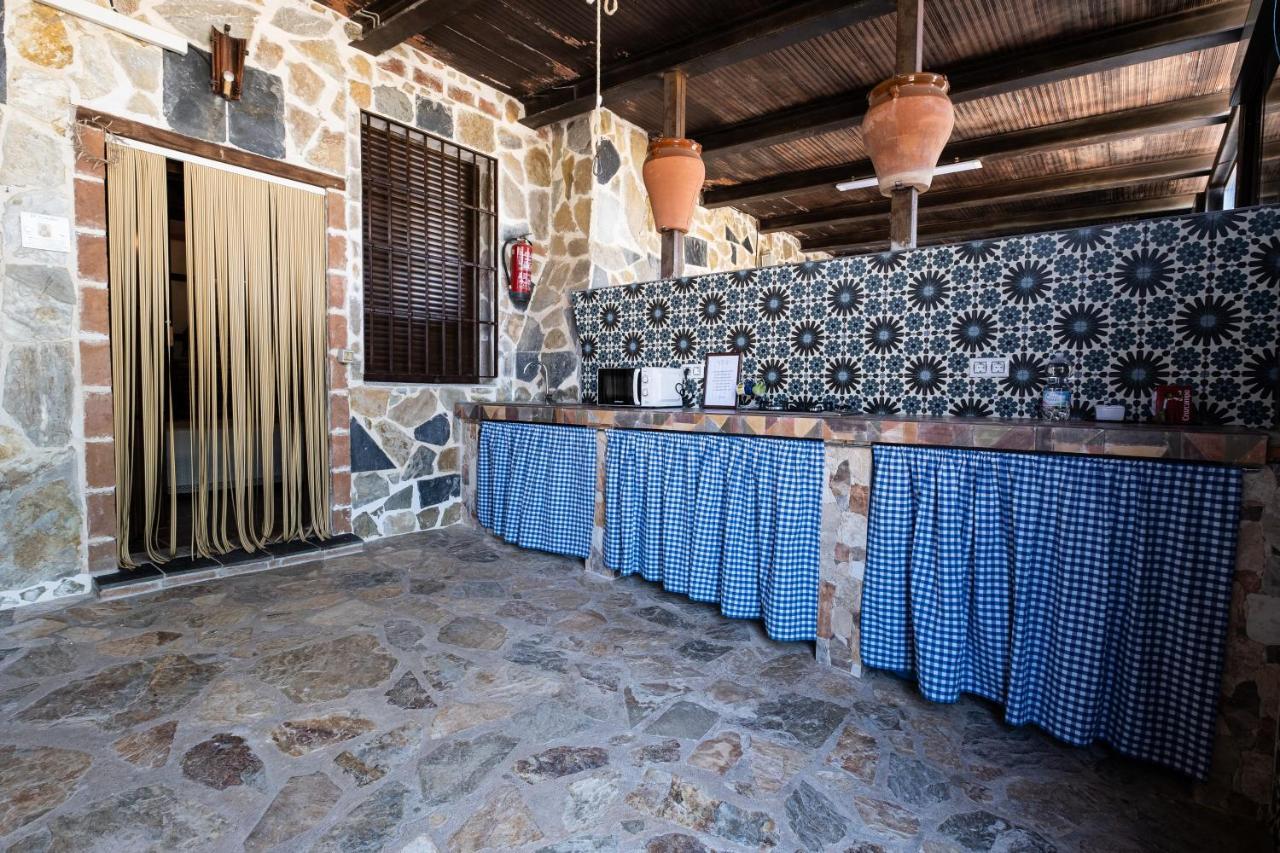 Hotel Rural Finca La Herencia Гуадальканаль Экстерьер фото