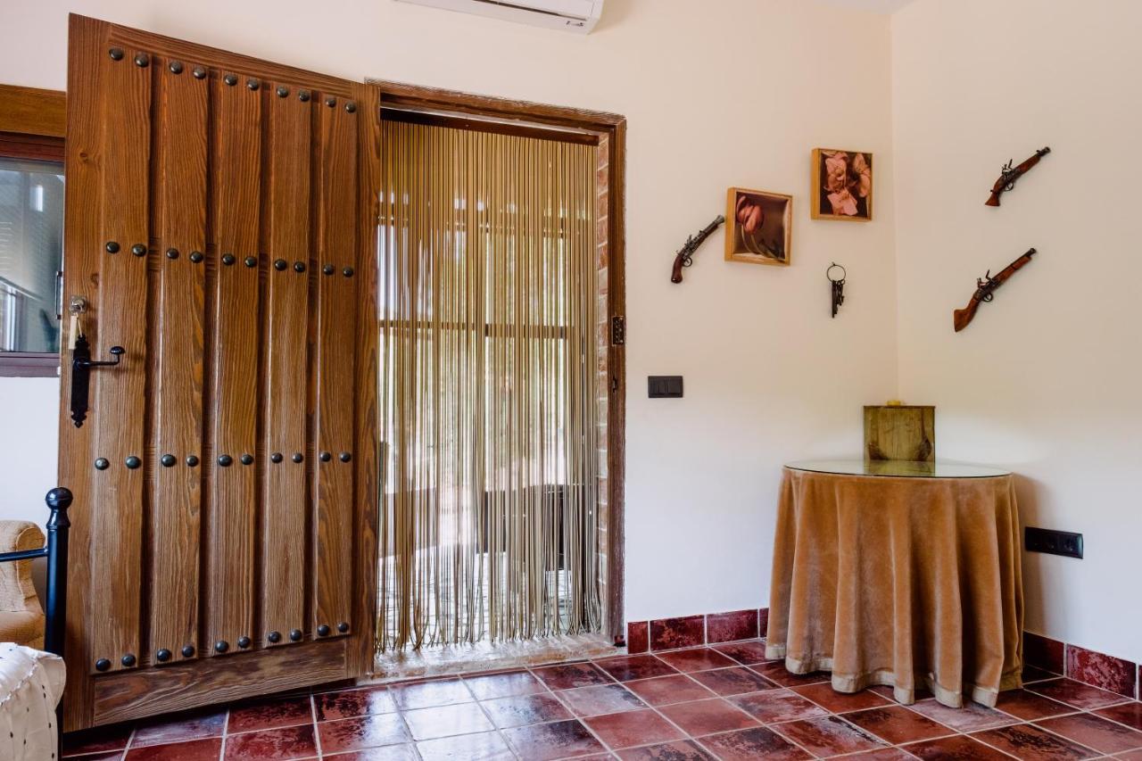 Hotel Rural Finca La Herencia Гуадальканаль Экстерьер фото