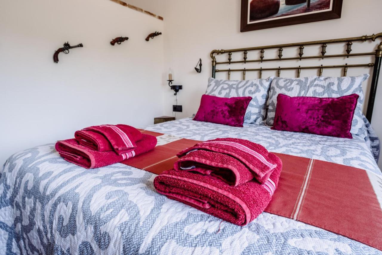 Hotel Rural Finca La Herencia Гуадальканаль Экстерьер фото