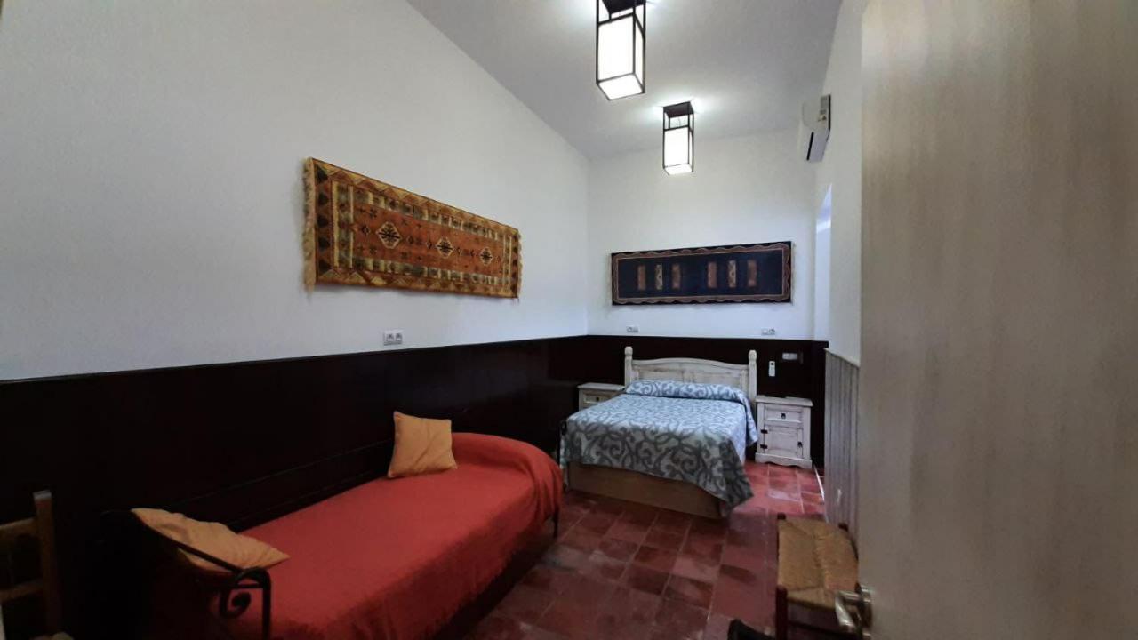 Hotel Rural Finca La Herencia Гуадальканаль Экстерьер фото